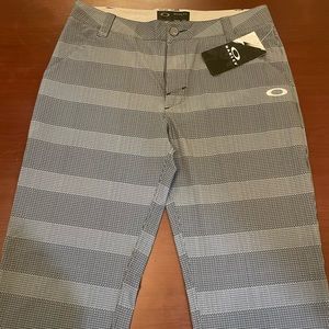New Mens Oakley golf pants 34x32